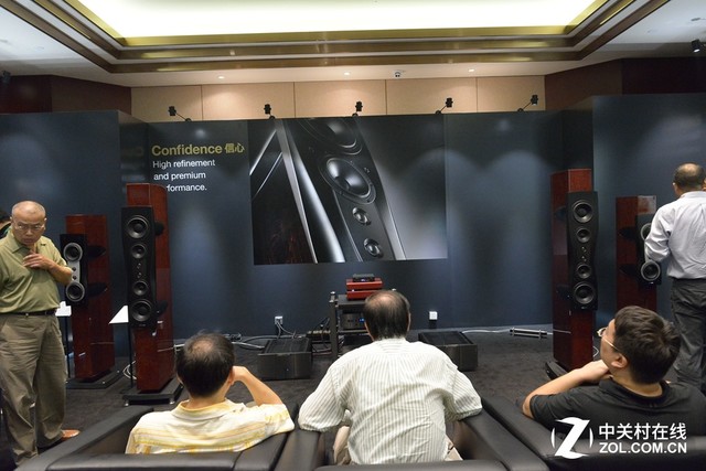 全系音箱产品亮相 丹拿展厅观者如潮